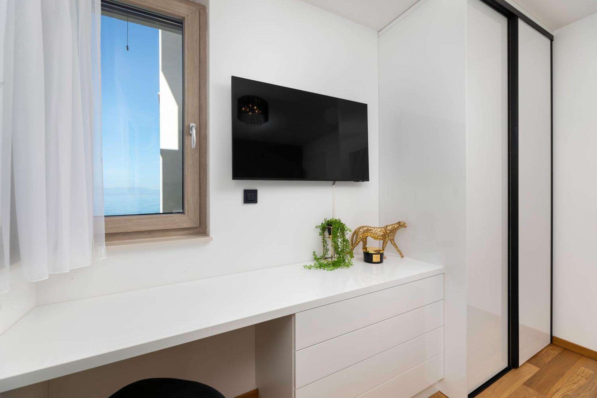 Villa Njivice Apartman Marina Ngoại thất bức ảnh