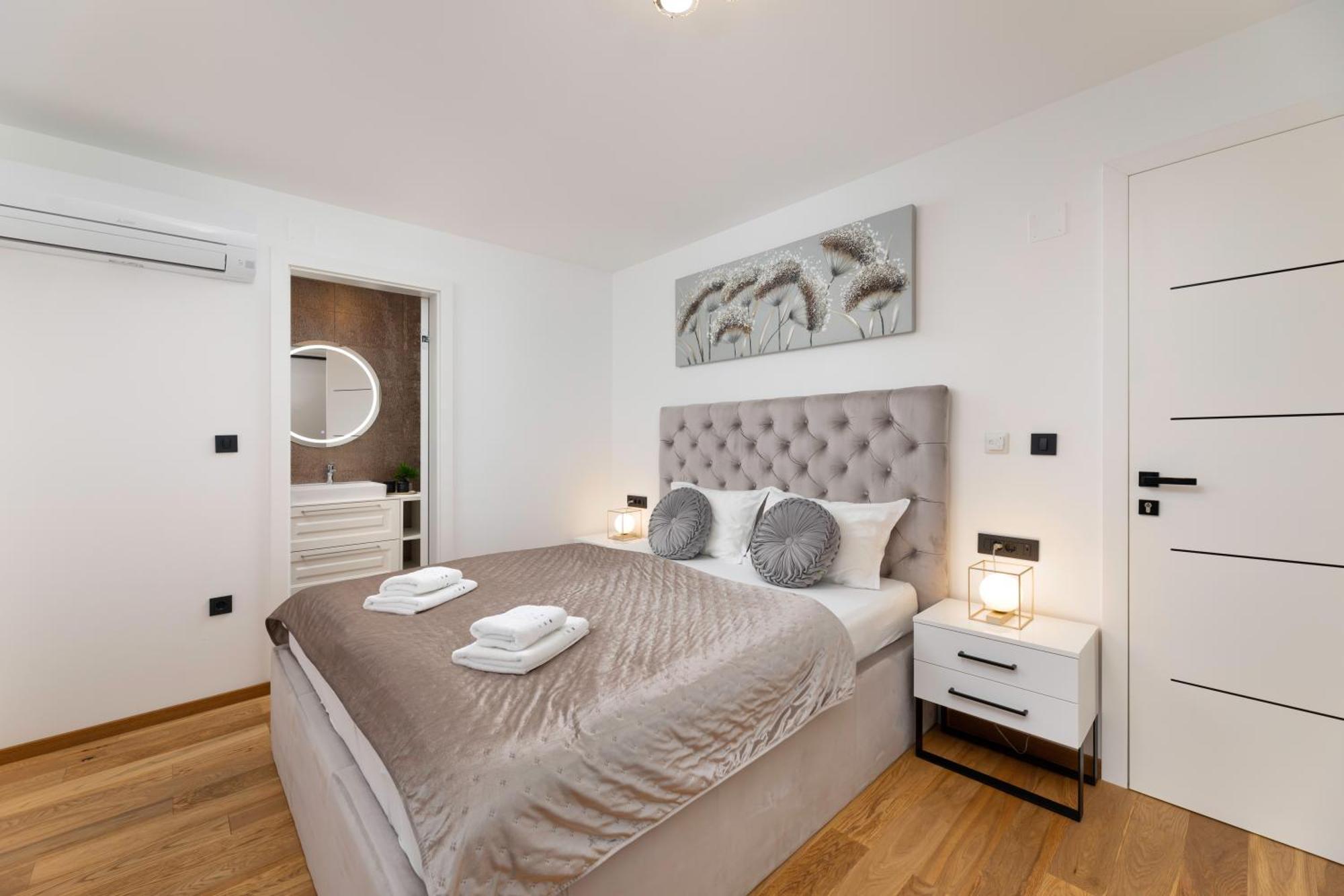 Villa Njivice Apartman Marina Ngoại thất bức ảnh